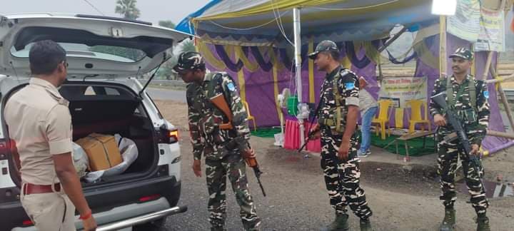 विदेशी शराब के साथ पांच धंधेबाज गिरफ्तार