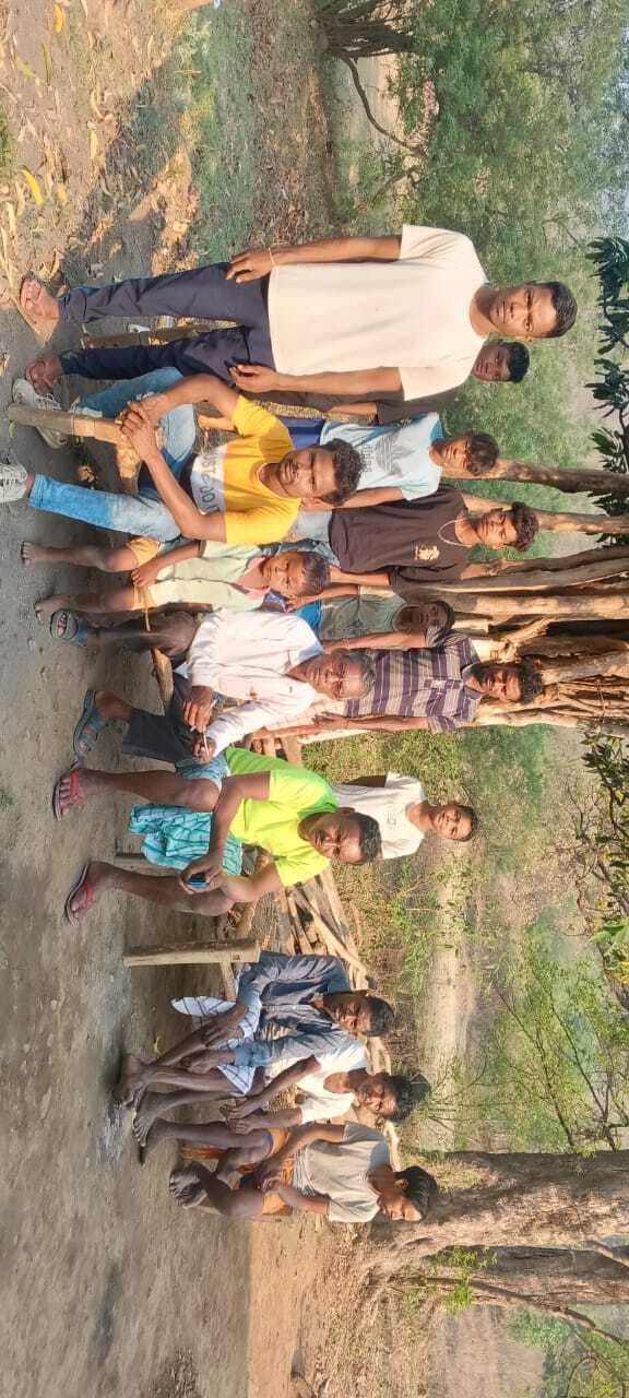 सेंदरा वीरों को गिरा सकाम भेजना शुरू