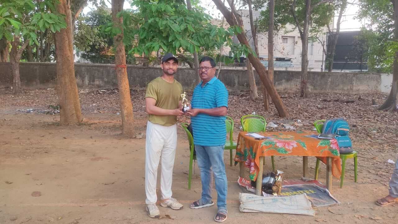 आकाश सिन्हा का शतक बेकार, स्टूडेंट क्लब 23 रन से जीता