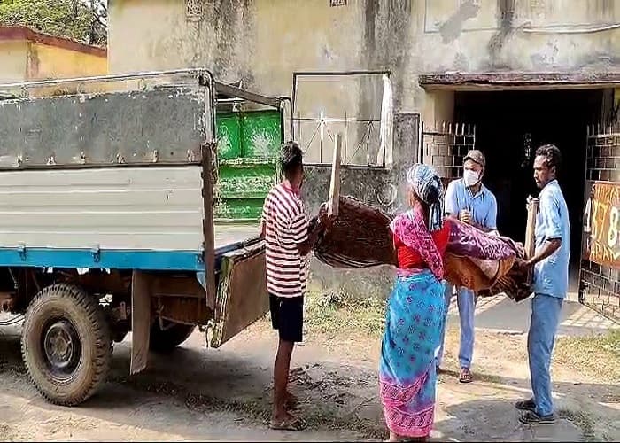 पत्नी और दो बेटियों की कुल्हाड़ी से काटकर हत्या, गिरफ्तार