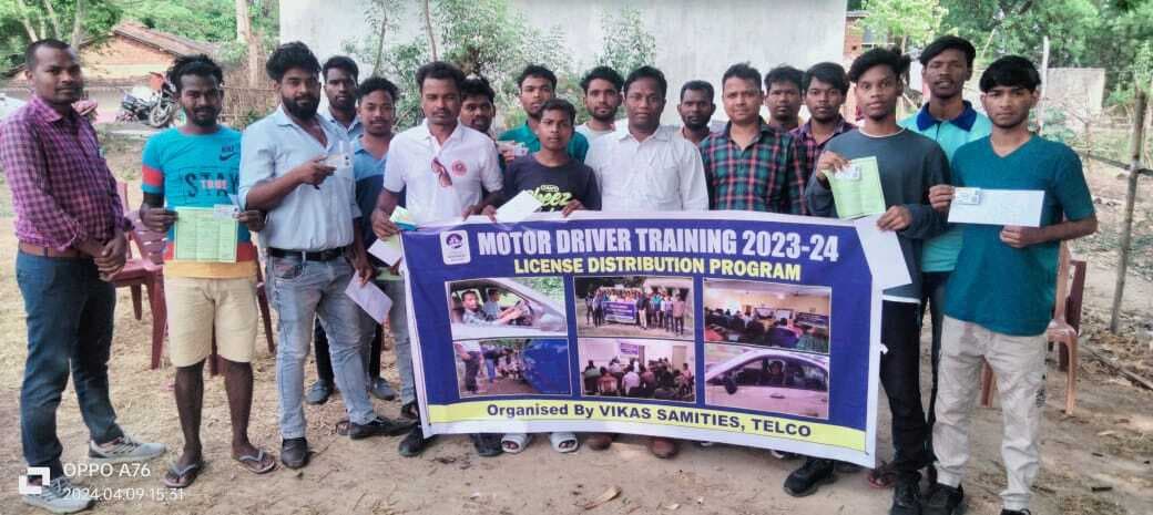 30 ग्रामीण युवाओं को मिली ड्राइविंग की ट्रेनिंग