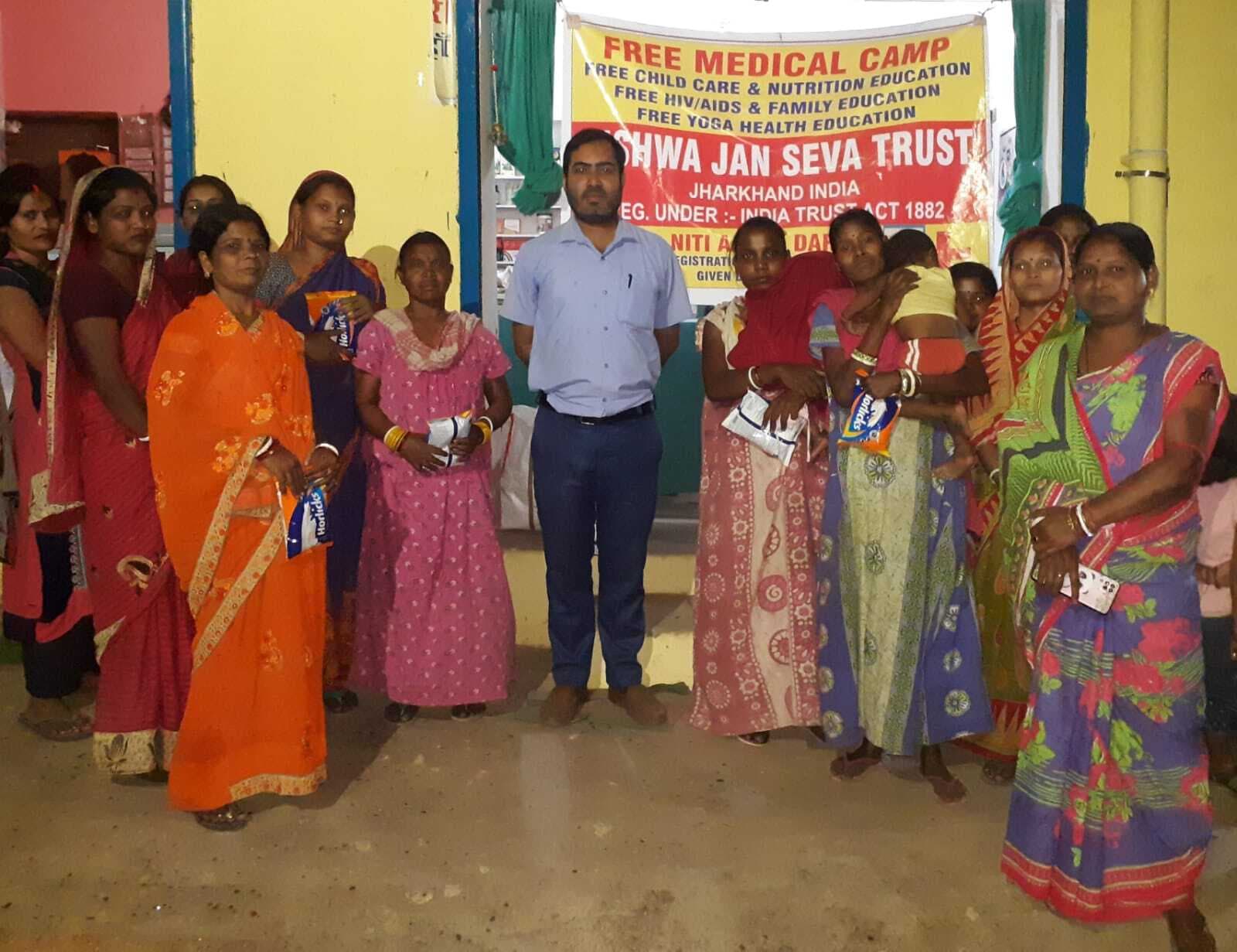 गदरा में चला स्वास्थ्य जागरूकता अभियान