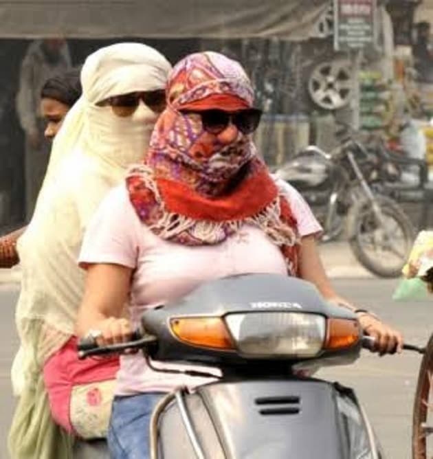 आसमान से दिन भर बरसती रही आग, तापमान 41 डिग्री पार