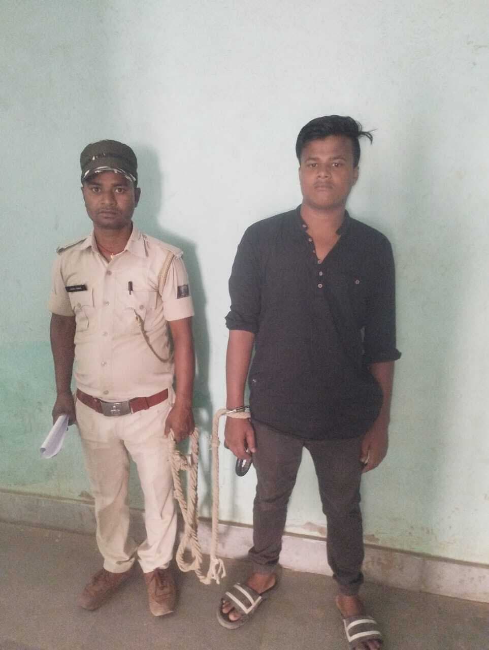 चोरी की बाइक के साथ पकड़ाया एक युवक को गिरफ्तार