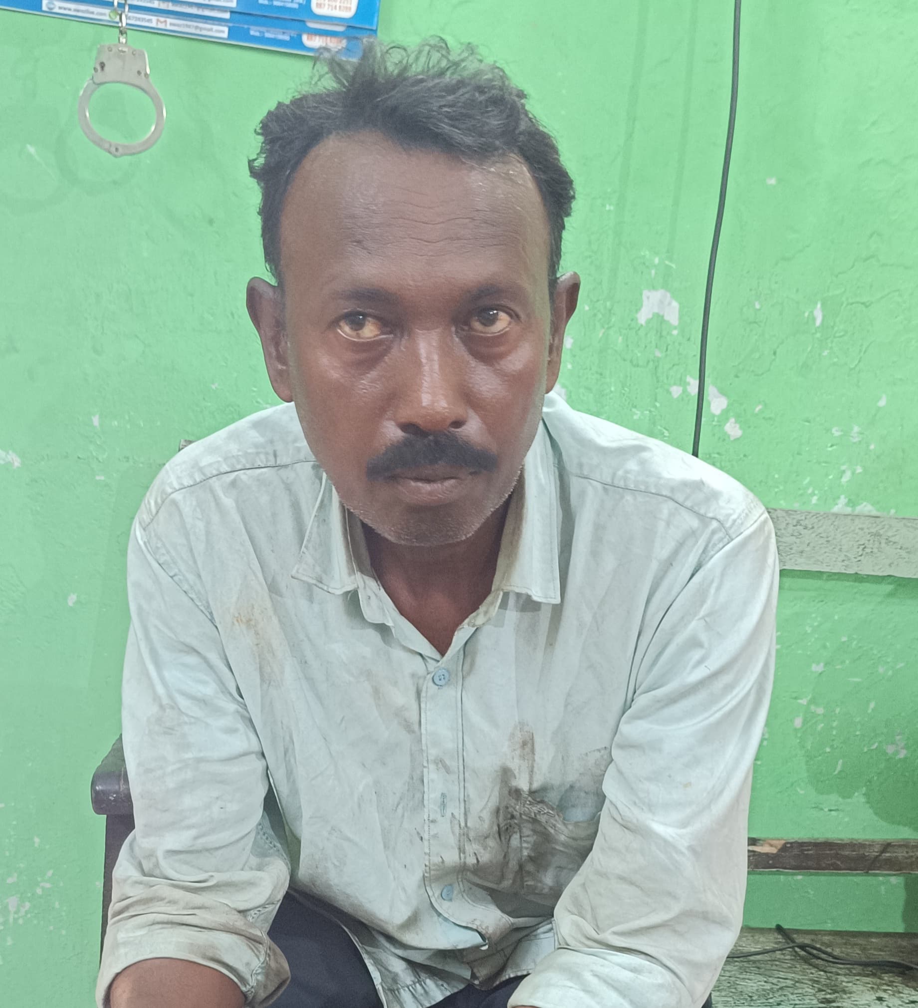 - सीआइएसएफ ने डीजल चोरी करवाते बीसीसीएलकर्मी को पकड़ा, गया जेल
