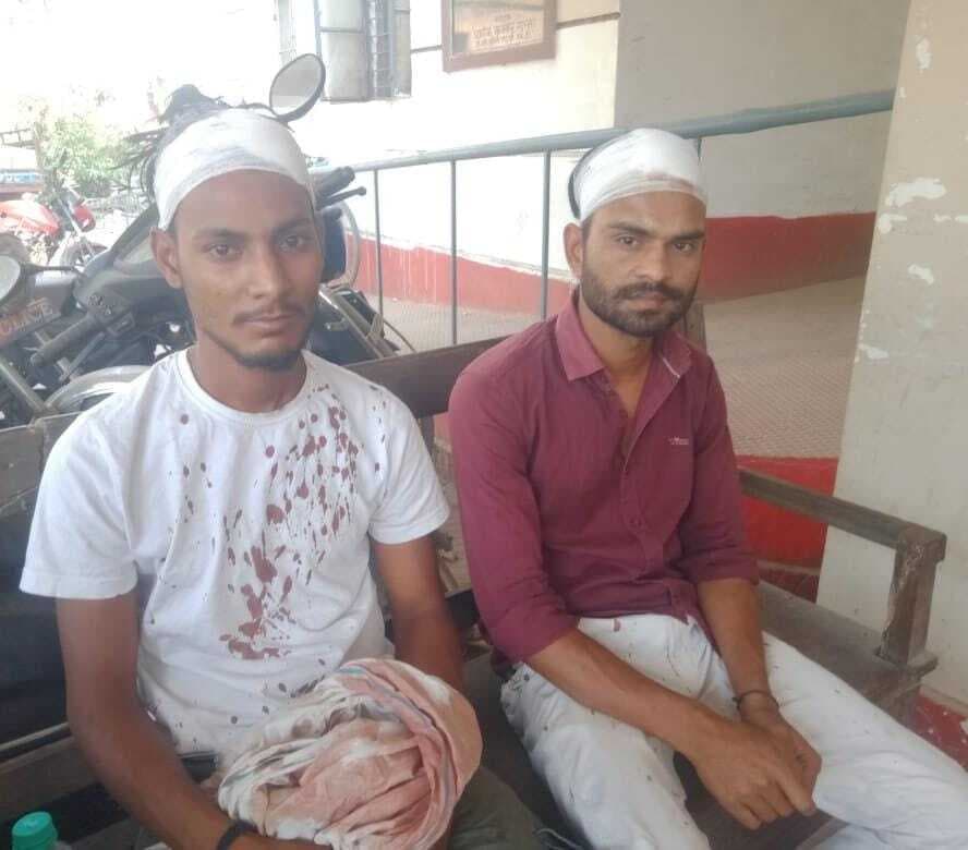 फॉर्म भरने में हुआ विवाद, दो छात्र जख्मी