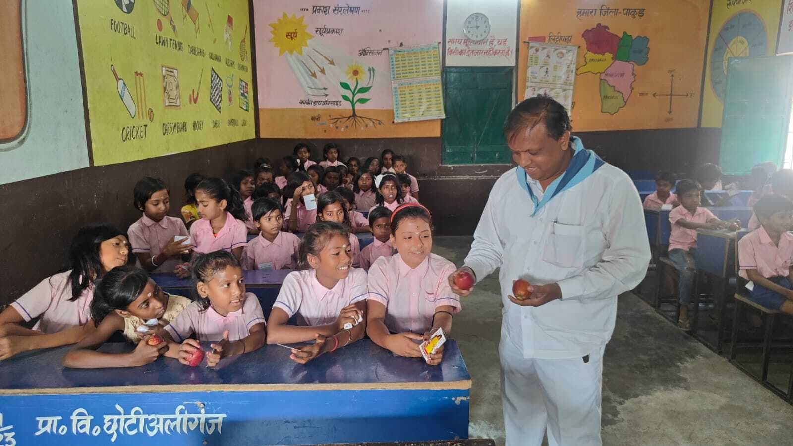 सत्य साई की महासमाधि दिवस पर निकाली प्रभात फेरी