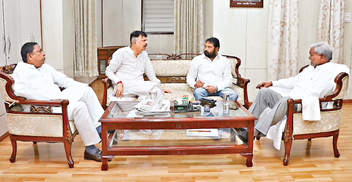 मंत्रियों व विधायकों के जिम्मे प्रचार अभियान