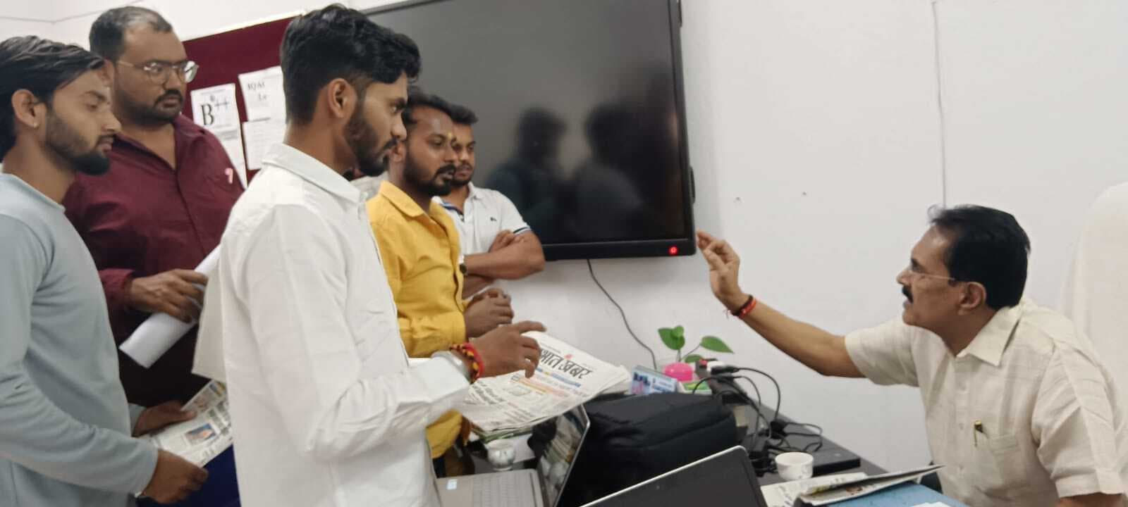 मांडर कॉलेज में वित्तीय अनियमितता की जांच कर दोषियों पर कार्रवाई हो : आजसू