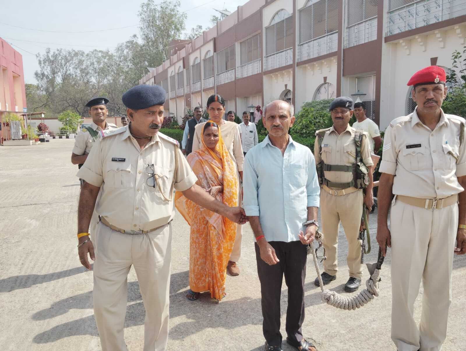 दहेज हत्या के आरोपी सास-ससुर को सात वर्ष का कारावास
