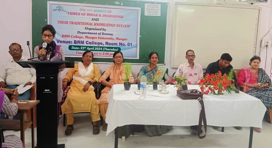 बिहार एवं झारखंड के आदिवासी एवं उनके परंपरागत ज्ञान प्रणाली विषय पर  हुई संगोष्ठी