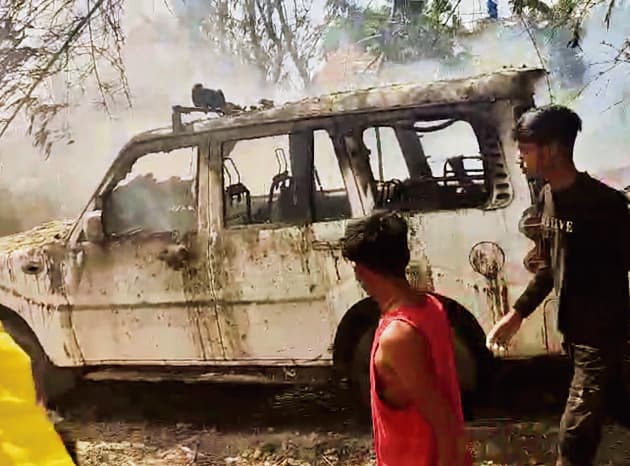 स्कॉर्पियो में लगी आग का वीडियो हो रहा वायरल