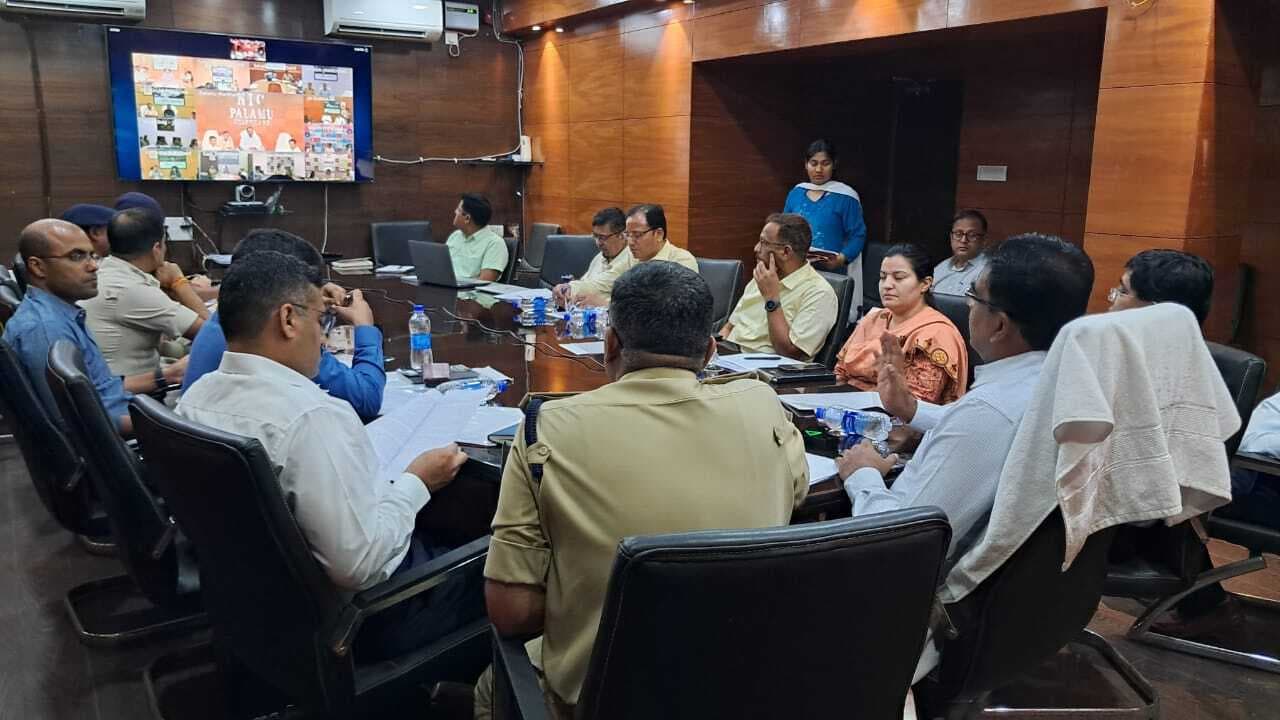 चुनाव में उत्सव जैसा माहौल बनायें, कर्फ्यू जैसा नहीं : सीइओ