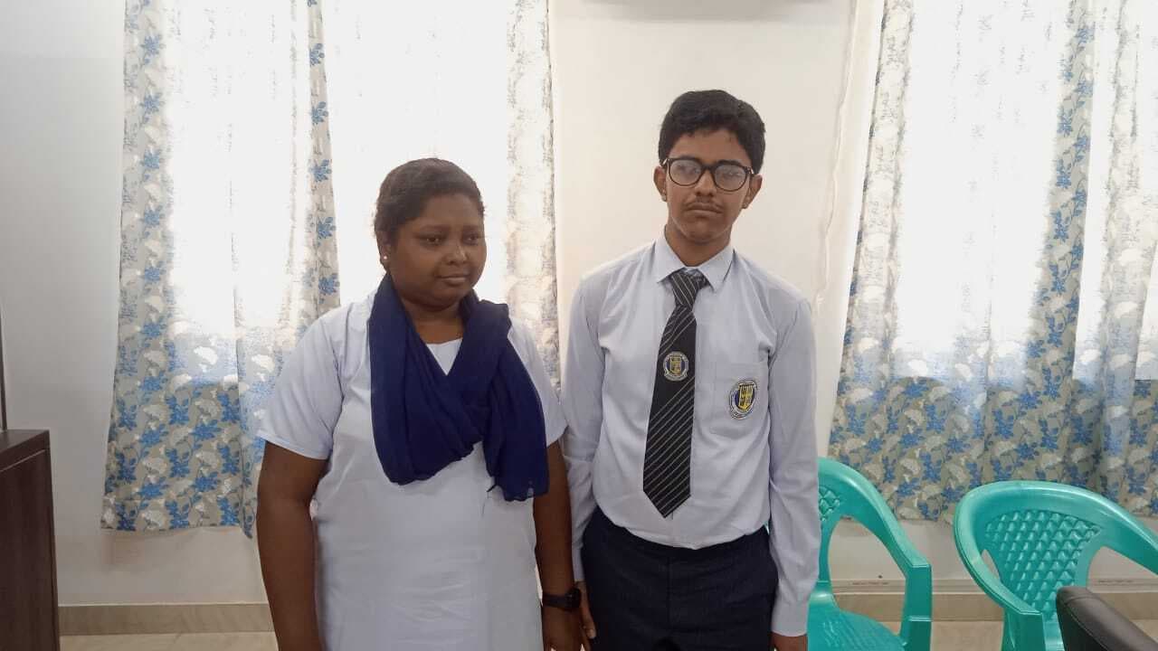 नेत्रहीन बच्चों को 10वीं के बाद एडमिशन लेने में होती है मुश्किल