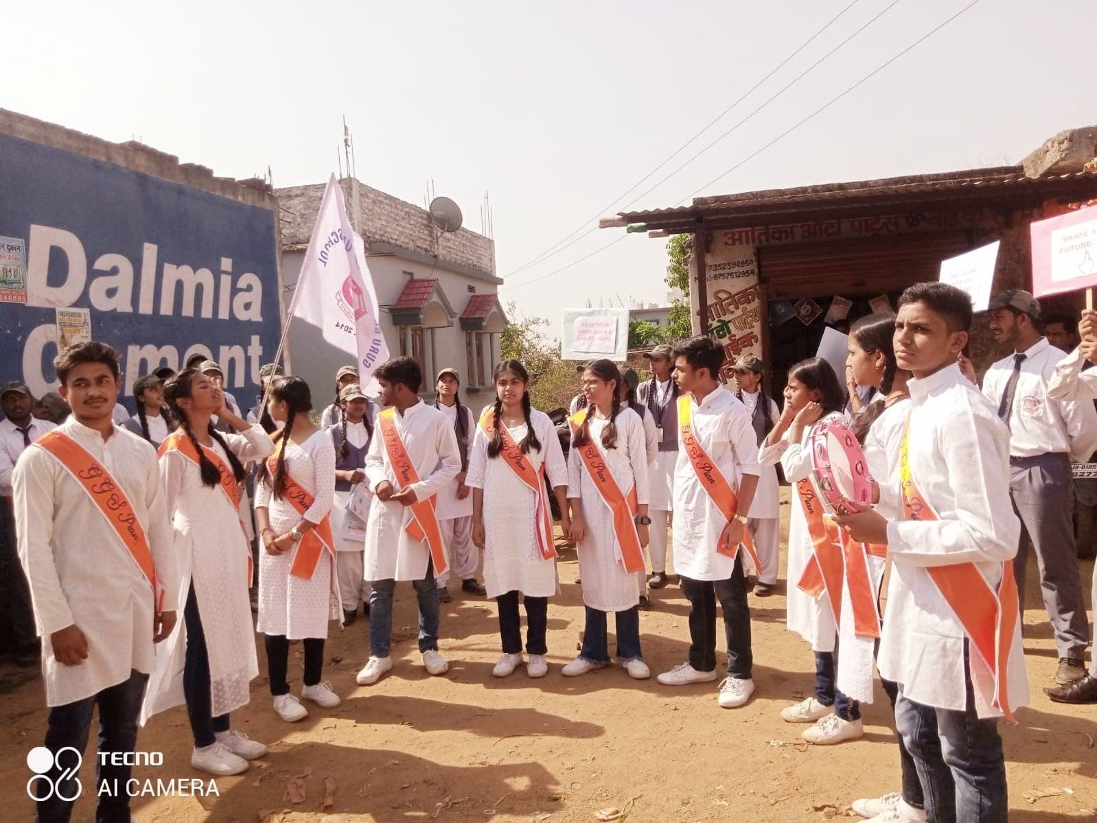 छात्रों ने मतदाता जागरूकता रैली निकाली