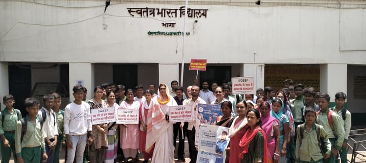 डिस्ट्रिक्ट आइकॉन श्वेता किन्नर ने मतदान के लिए किया जागरूक