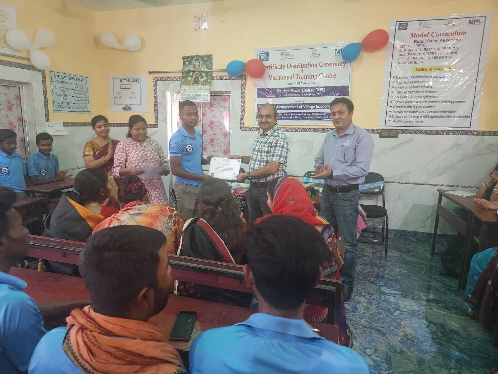 एमपीएल ने 200 युवकों को दिलाया स्वरोजगार का प्रशिक्षण