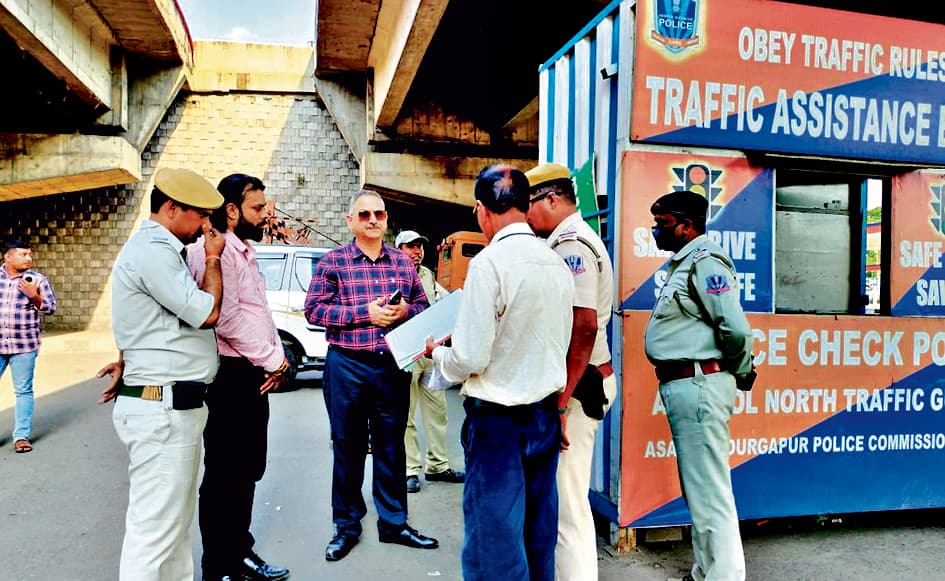 नाका चेकिंग पॉइंट्स का पर्यवेक्षक-व्यय ने किया दौरा