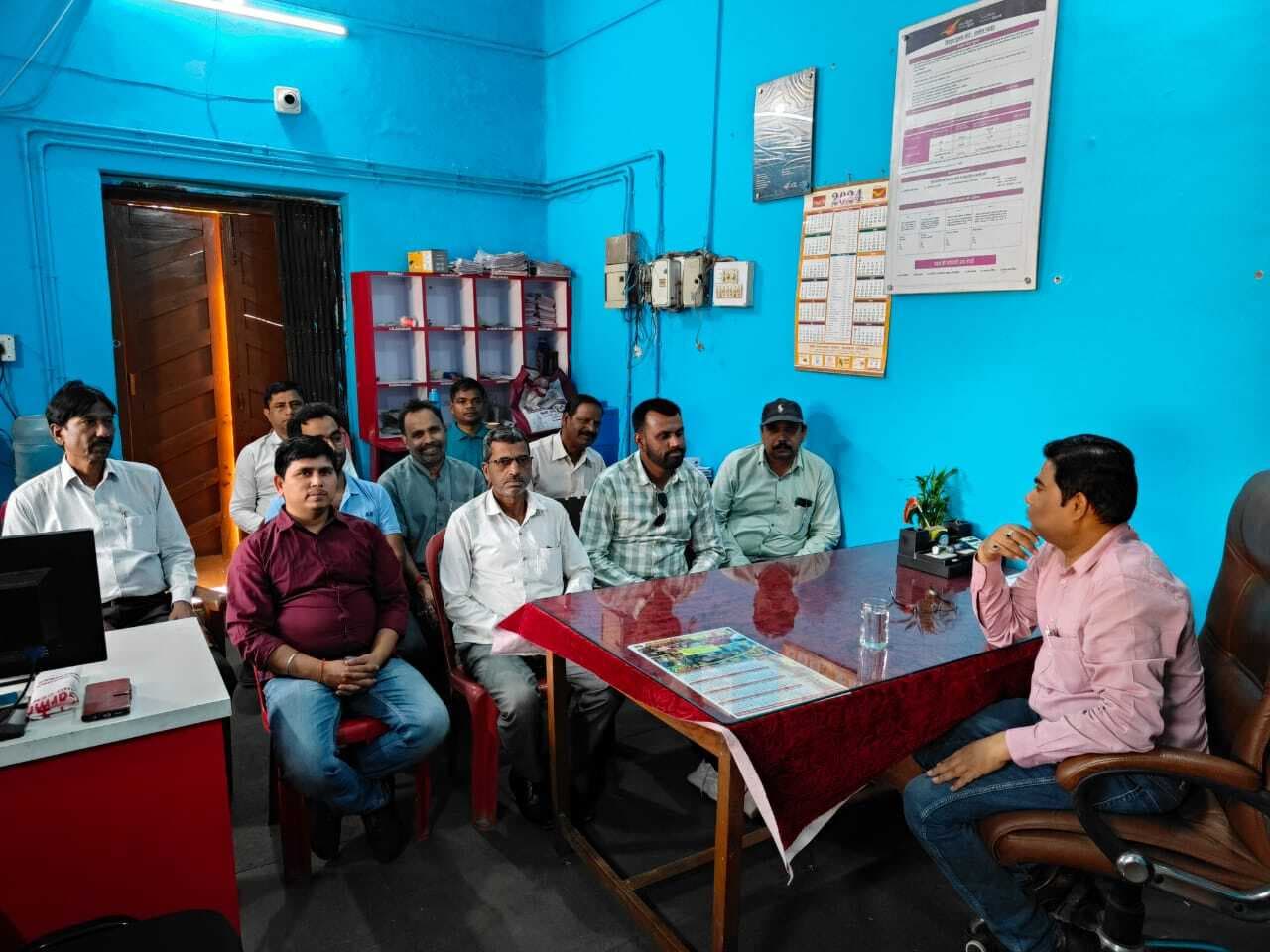 स्वच्छता अभियान को लेकर डाक कर्मियों ने की गोष्ठी