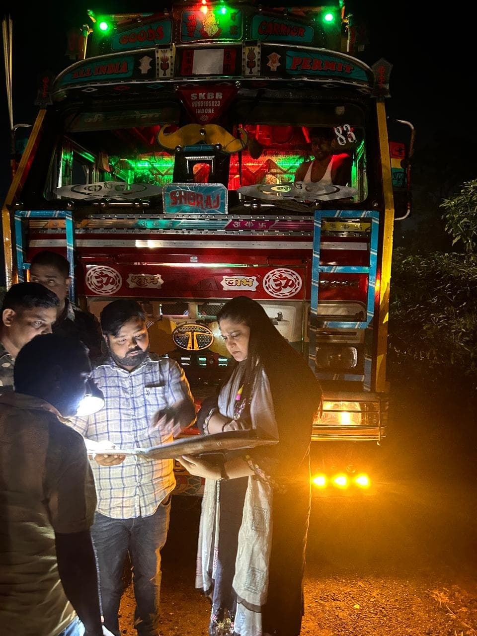 जिला परिवहन पदाधिकारी के नेतृत्व  में चला वाहन जांच अभियान