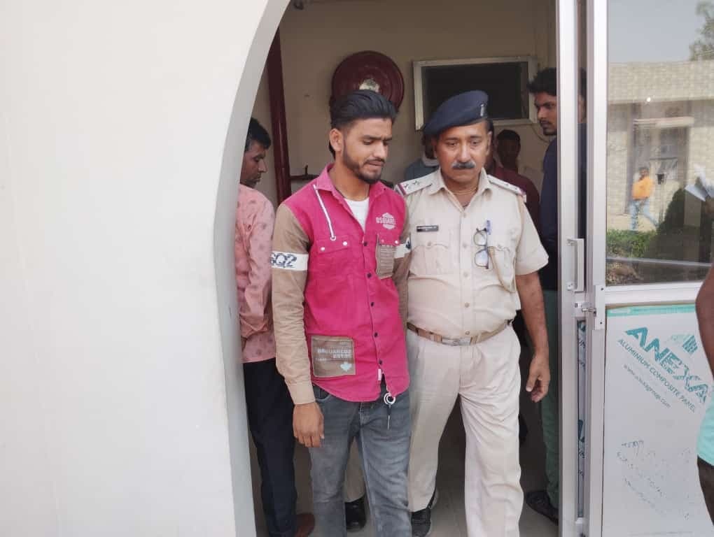 दहेज हत्या के दोषी पति को 14 वर्ष सश्रम कारावास