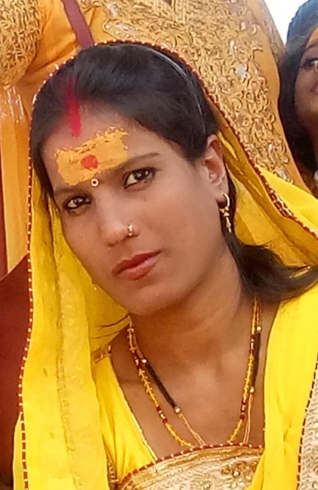 बाघमारा की बेटी का शव ससुराल में फंदे से लटका मिला, दहेज का केस