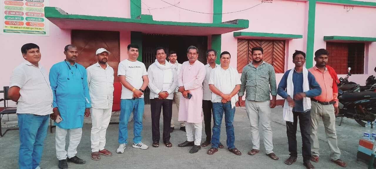 स्वास्थ्य मिशन के तहत बने शौचालय, नोडेफ, सोक पिट की राशि का भुगतान नहीं होने पर मुखिया संघ ने जताया विरोध