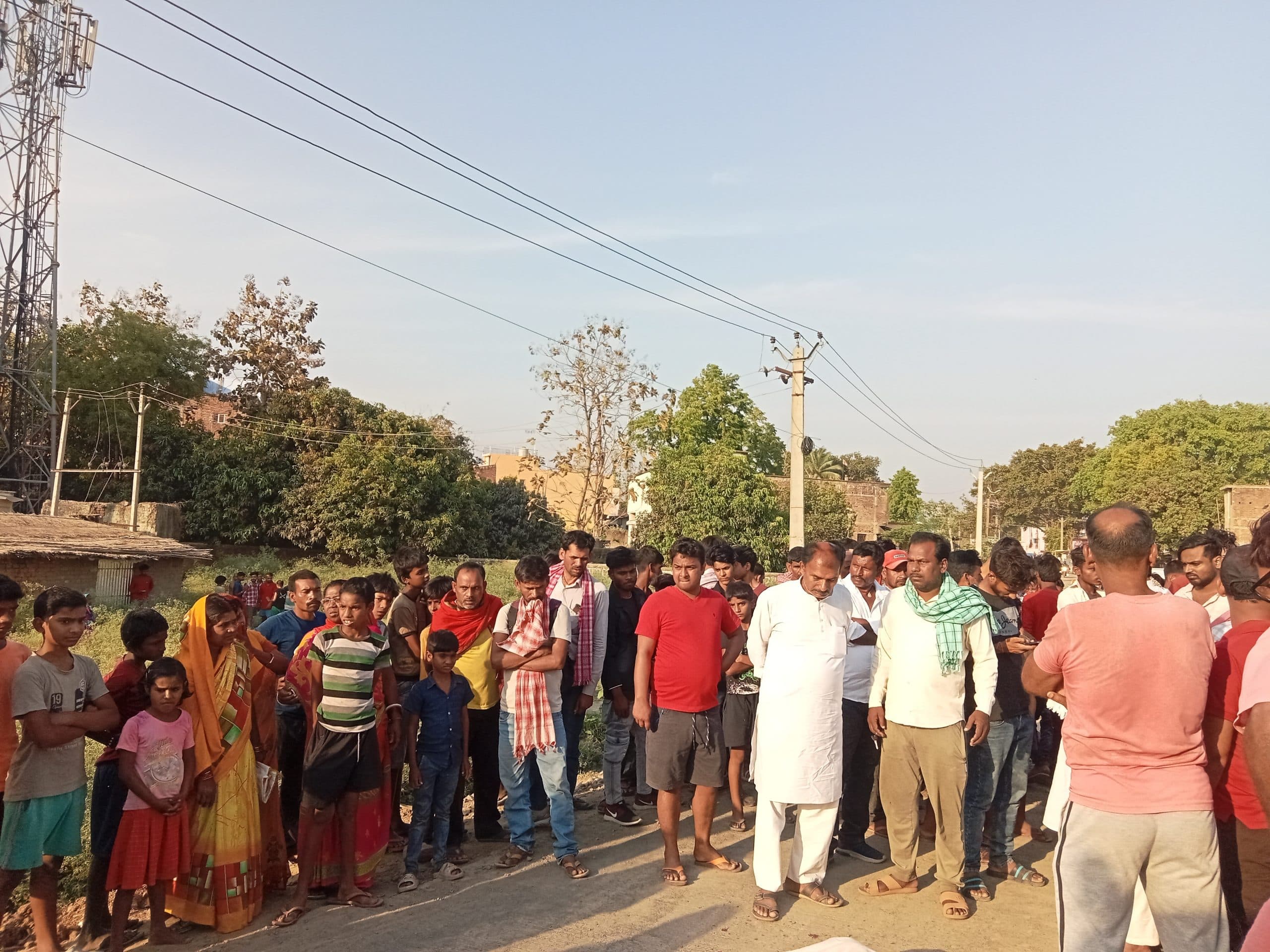 पानी के टैंकर से कुचल छात्रा की मौत, चार घंटे एनएच-80 जाम