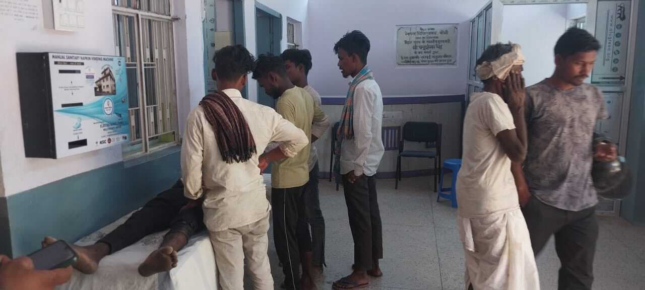 सड़क दुर्घटना में बाइक सवार एक युवक की मौत, दो अन्य घायल