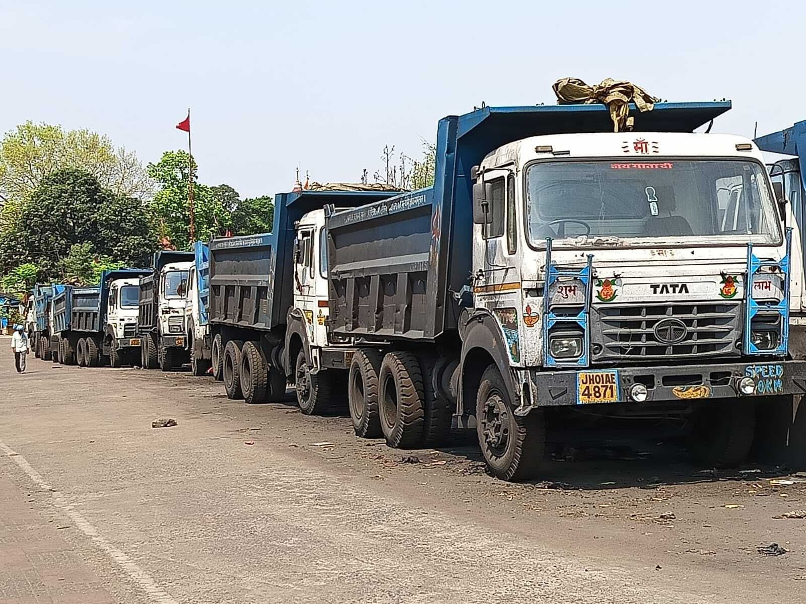 बचरा साइडिंग की कोयला ढुलाई 31 घंटे बाद शुरू
