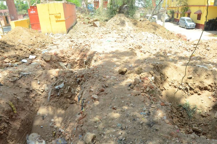 बाबा मंदिर के पास तैयार हो रहा उपस्वास्थ्य केंद्र, निर्माण शुरू