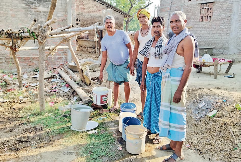 शहर से गांव तक पानी की किल्लत, चापाकल भी फेल