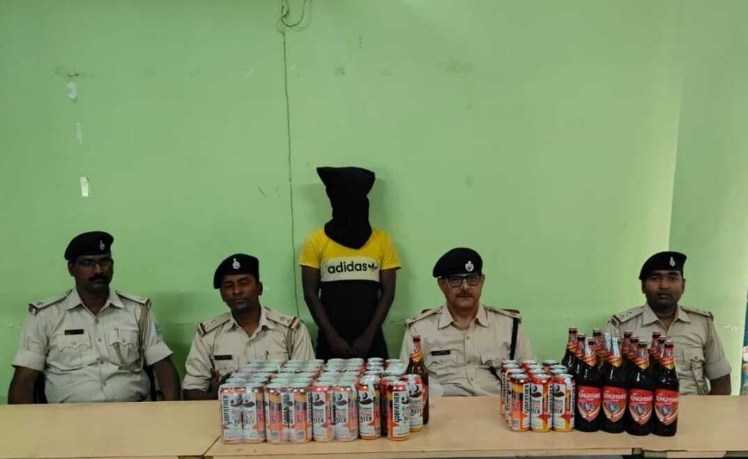 गोलमुरी : अवैध शराब बिक्री करते एक गिरफ्तार, 75 बोतल बियर बरामद