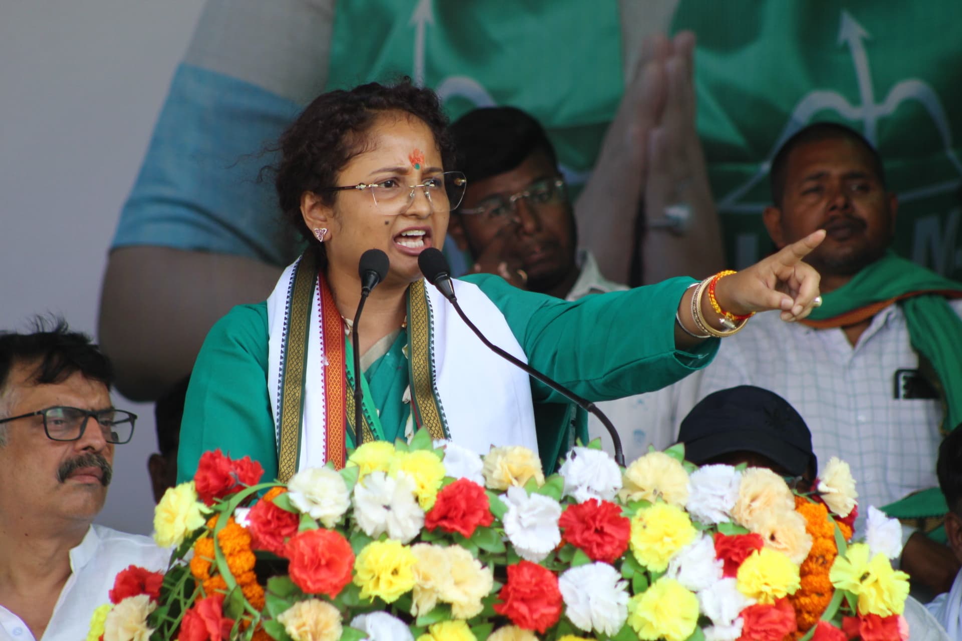 कल्पना को दें अपना आशीर्वाद, करेगी विकास : शिबू सोरेन