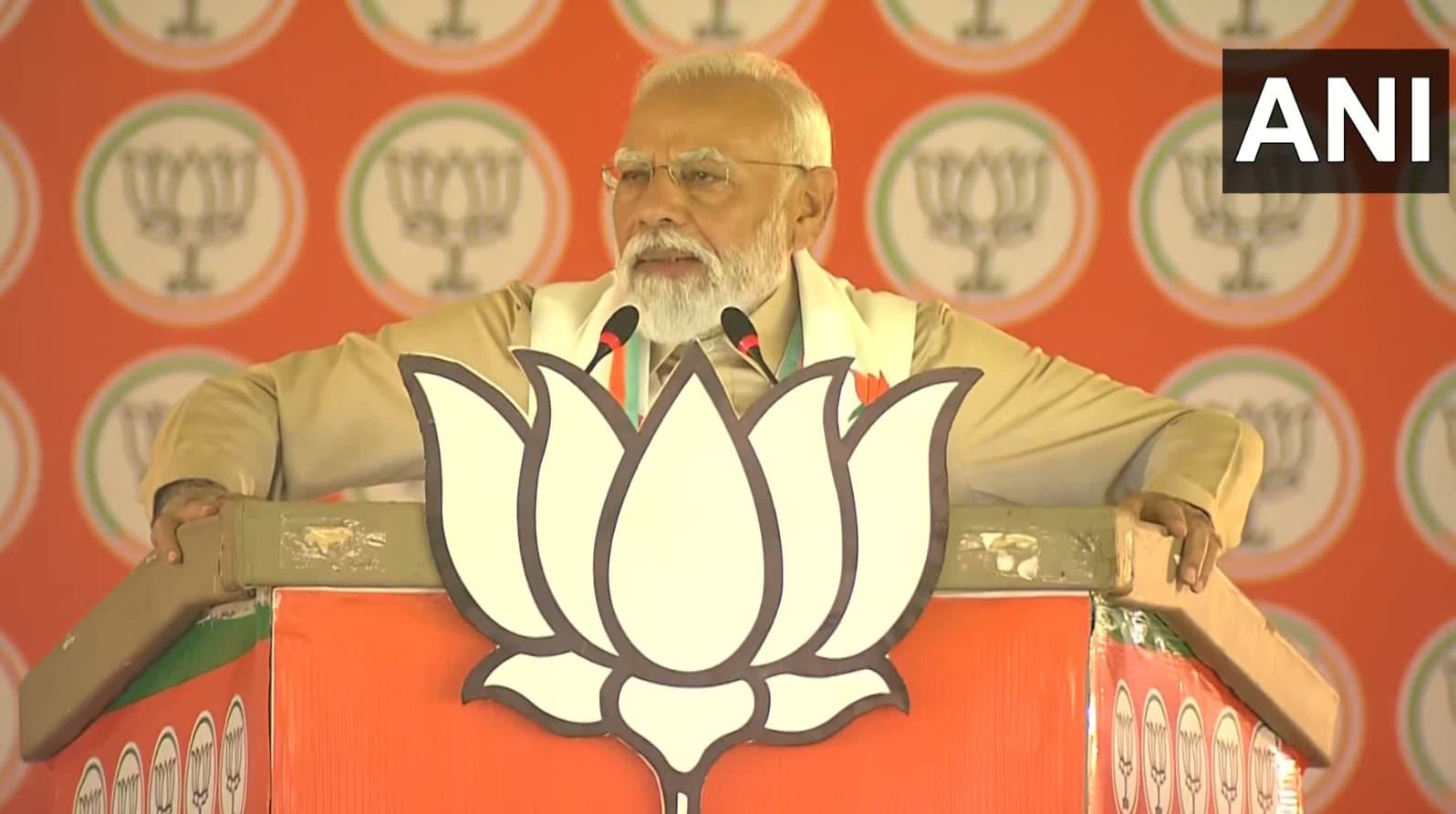 PM Modi Balaghat Rally: 'कांग्रेसी बीजेपी से नहीं बल्कि आपस में लड़ रहे', मध्य प्रदेश में गरजे पीएम मोदी