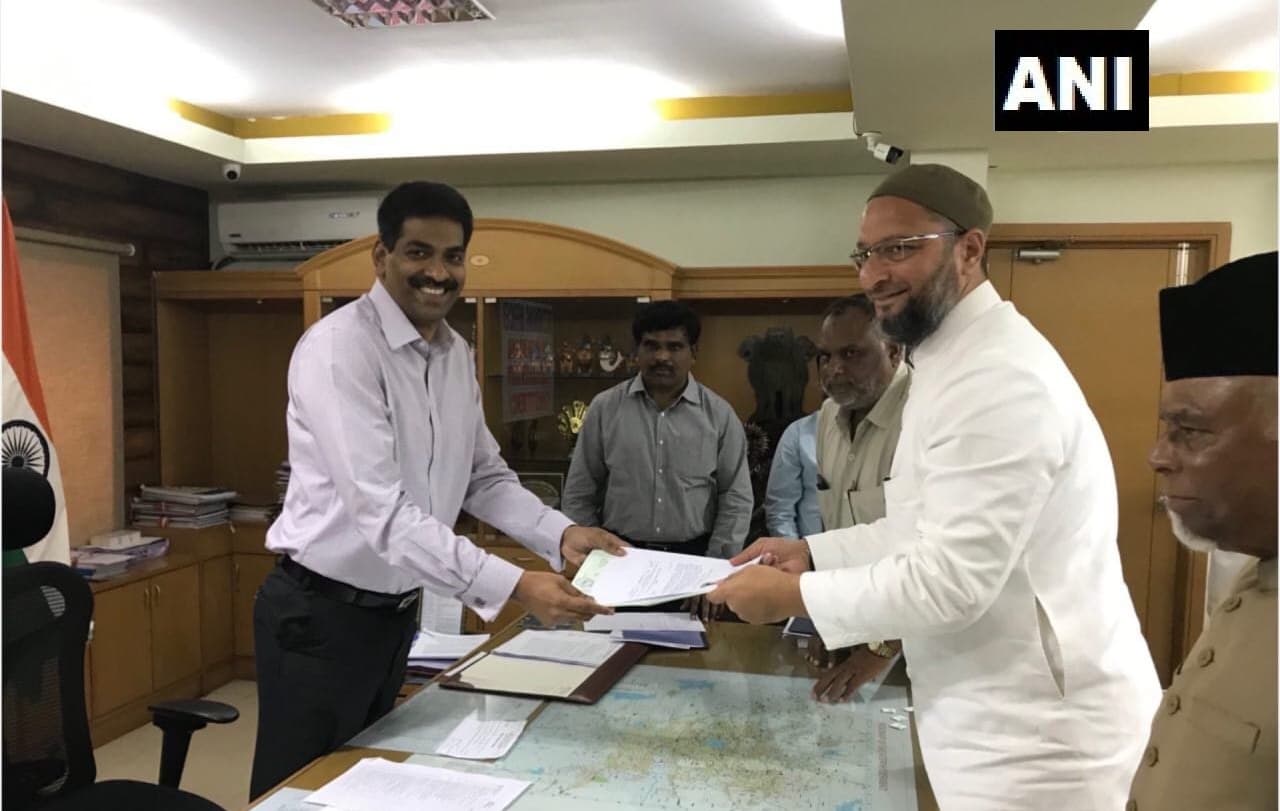 Lok Sabha Election 2024:असदुद्दीन ओवैसी ने हैदराबाद सीट से दाखिल किया नामांकन, BJP की माधवी लता से है टक्कर