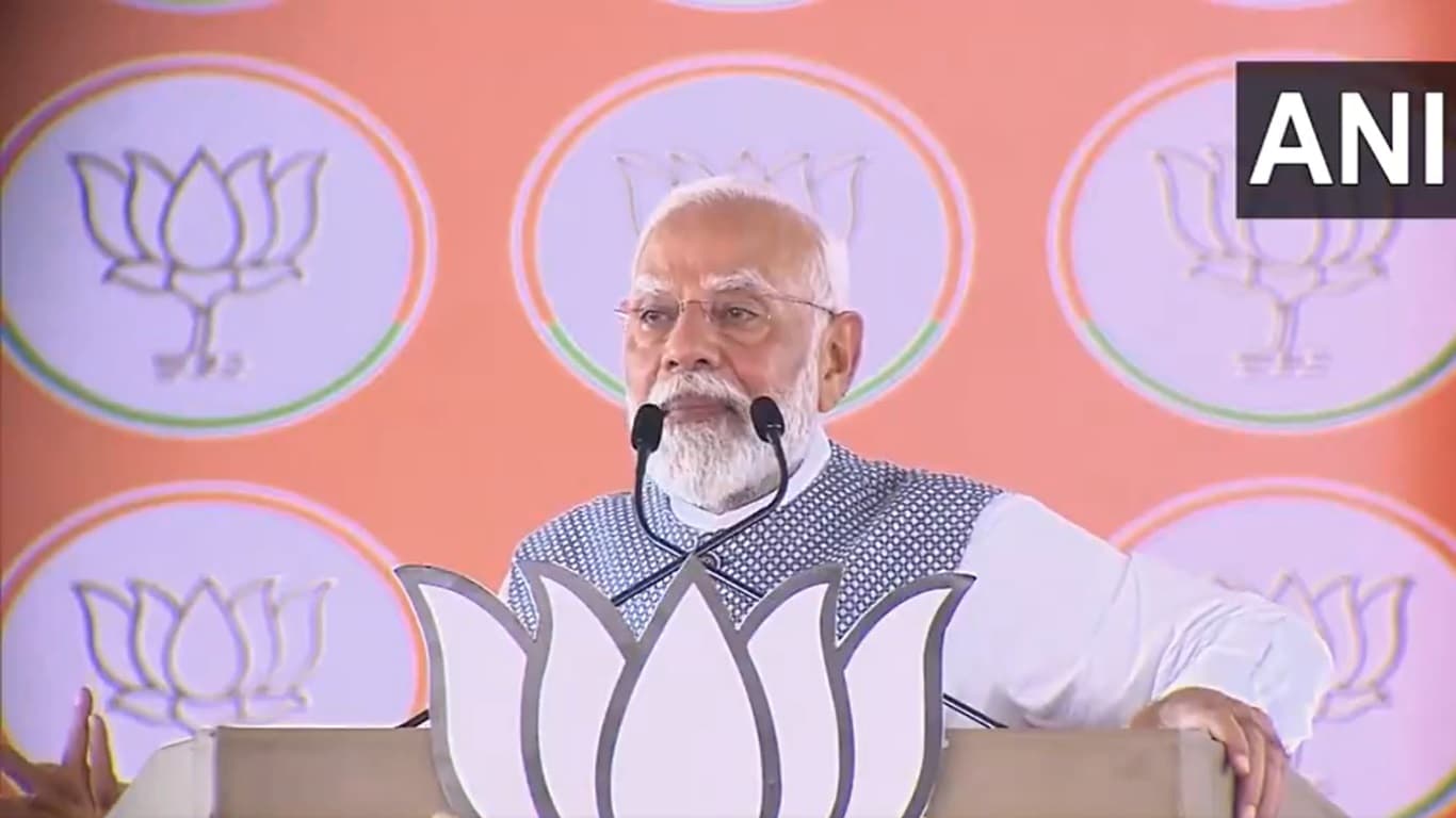 Narendra Modi Karnataka: पीएम मोदी ने बेंगलुरु कैफे बम विस्फोट पर कांग्रेस को घेरा, कहा- अरे! आपका दिमाग फटा
