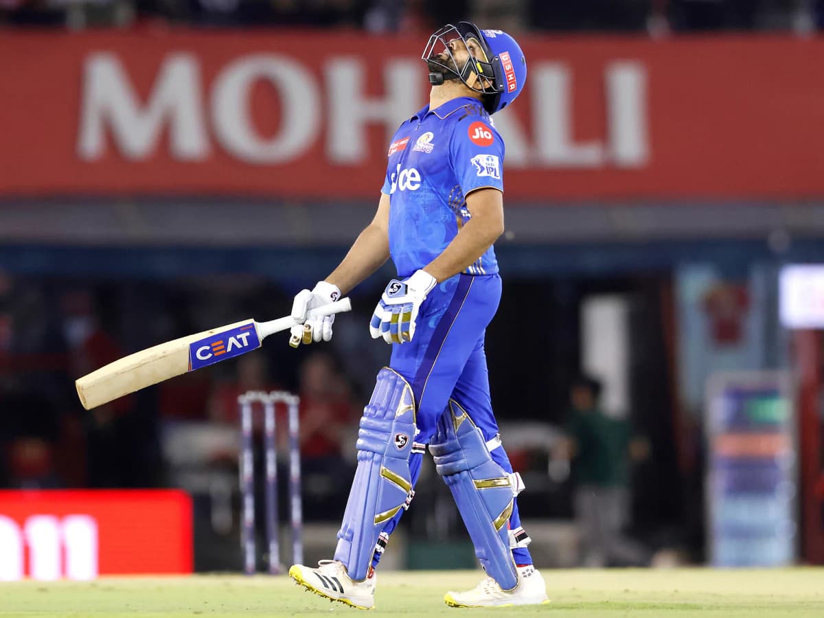 IPL 2024, MI vs RR: गोल्डन डक का शिकार हुए रोहित शर्मा, बनाया शर्मनाक रिकॉर्ड
