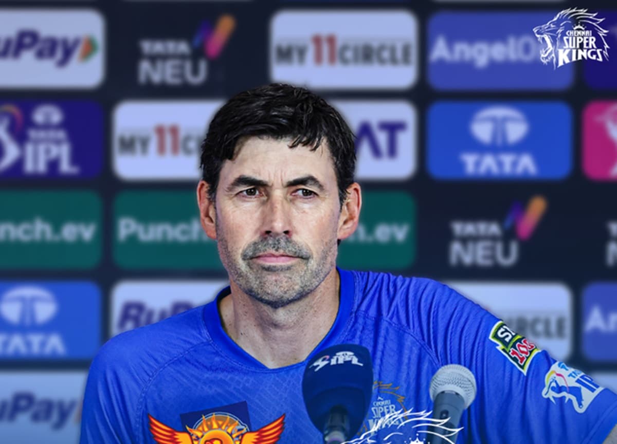 IPL 2024 : मुकेश कुमार के एक ओवर में 27 रन पर स्टीफन फ्लेमिंग ने कहा-नये हीरो की खोज में ये सब…