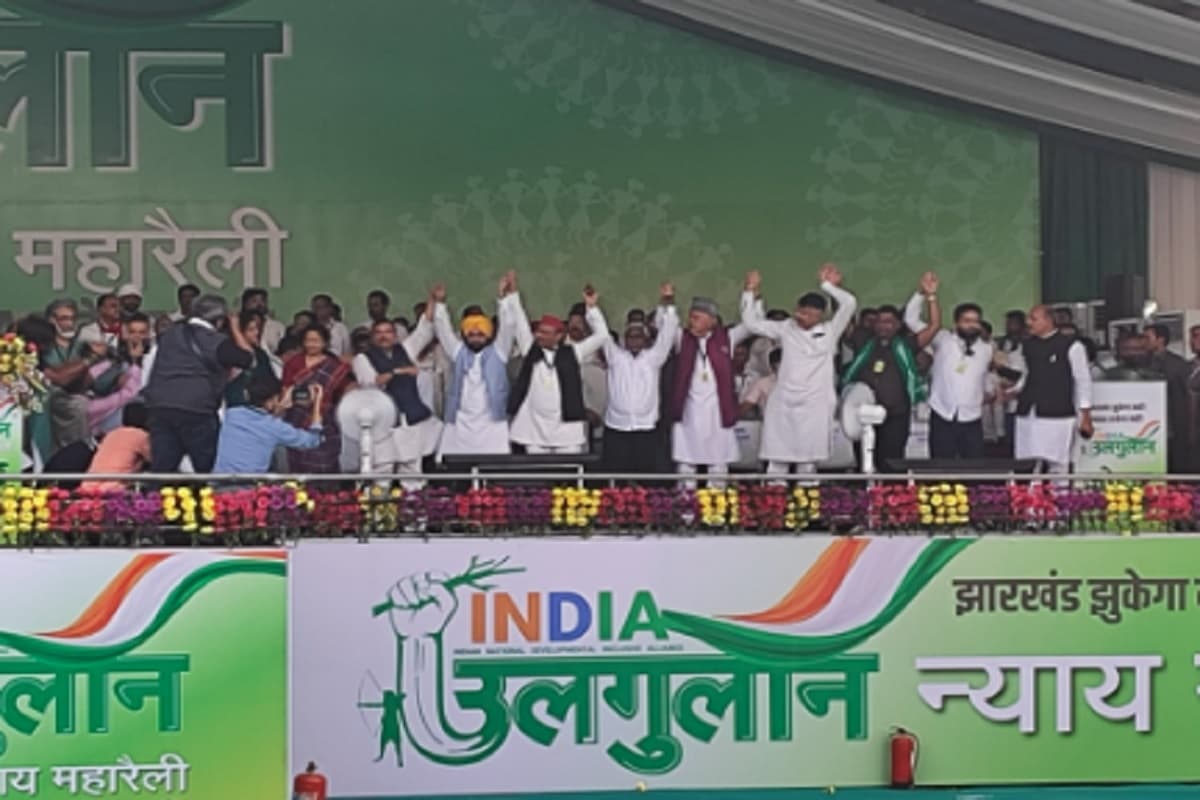 'अरविंद केजरीवाल को मारना चाहती है सरकार', रांची की उलगुलान रैली में सुनीता केजरीवाल का भाजपा पर गंभीर आरोप