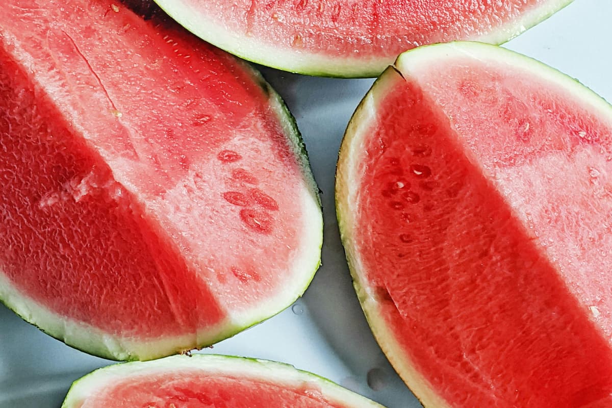 गर्मियों में इन सुपरफूड्स को डायट में करें शामिल, होंगे कमाल के फायदे