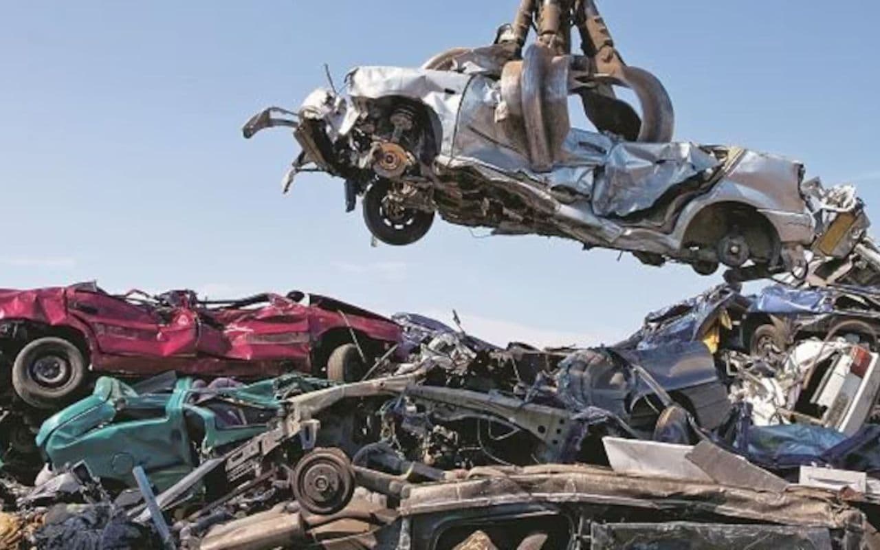 कबाड़ हो गई गाड़ी भी कर देगी मालामाल, ब्रांड न्यू गाड़ियों पर 25 प्रतिशत की छूट