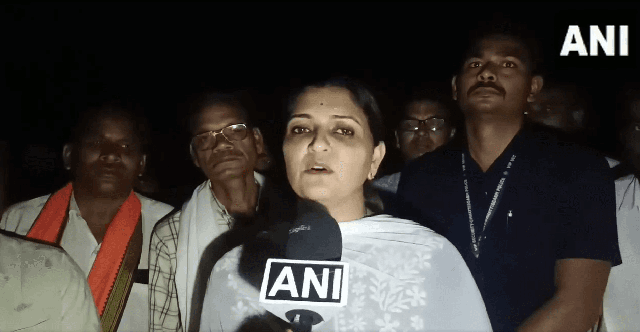 Chhattisgarh Accident: उठ गया सिर से माता-पिता का साया, कवर्धा हादसे में अनाथ हुए बच्चों को मिली 'विधायक मां'