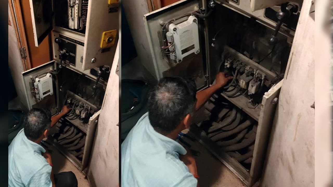 Train News: आनंद विहार से मुजफ्फरपुर आ रही ट्रेन में एसी चालू होते ही पढ़िए क्यों मची भगदड़