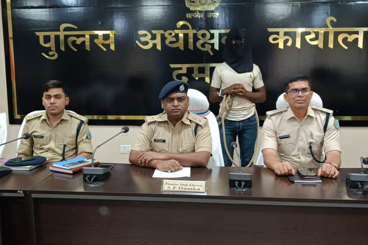 दुमका में प्रेमी की हैवानियत, दुष्कर्म के बाद एसिड डाल कर मार डाला