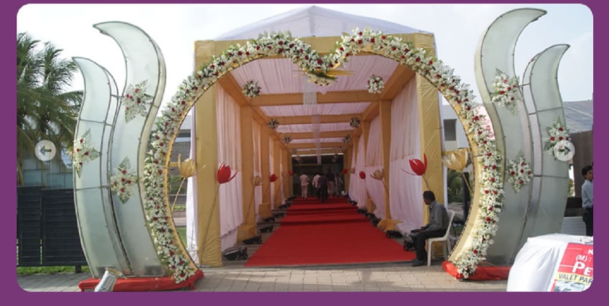 Munger news : खुद लाखों कमा रहे, पर नगर निगम को दिखा रहे ठेंगा