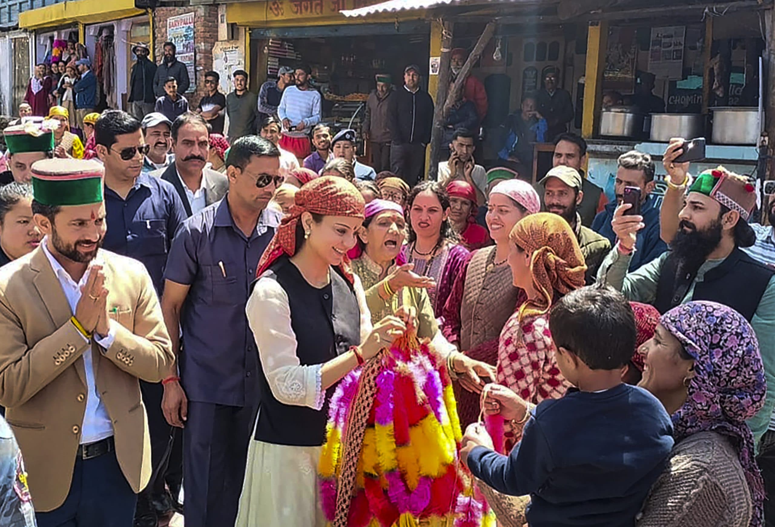 Lok Sabha Election 2024 : कंगना रानौत ने मोतीलाल नेहरू पर दिया विवादित बयान, भड़की कांग्रेस