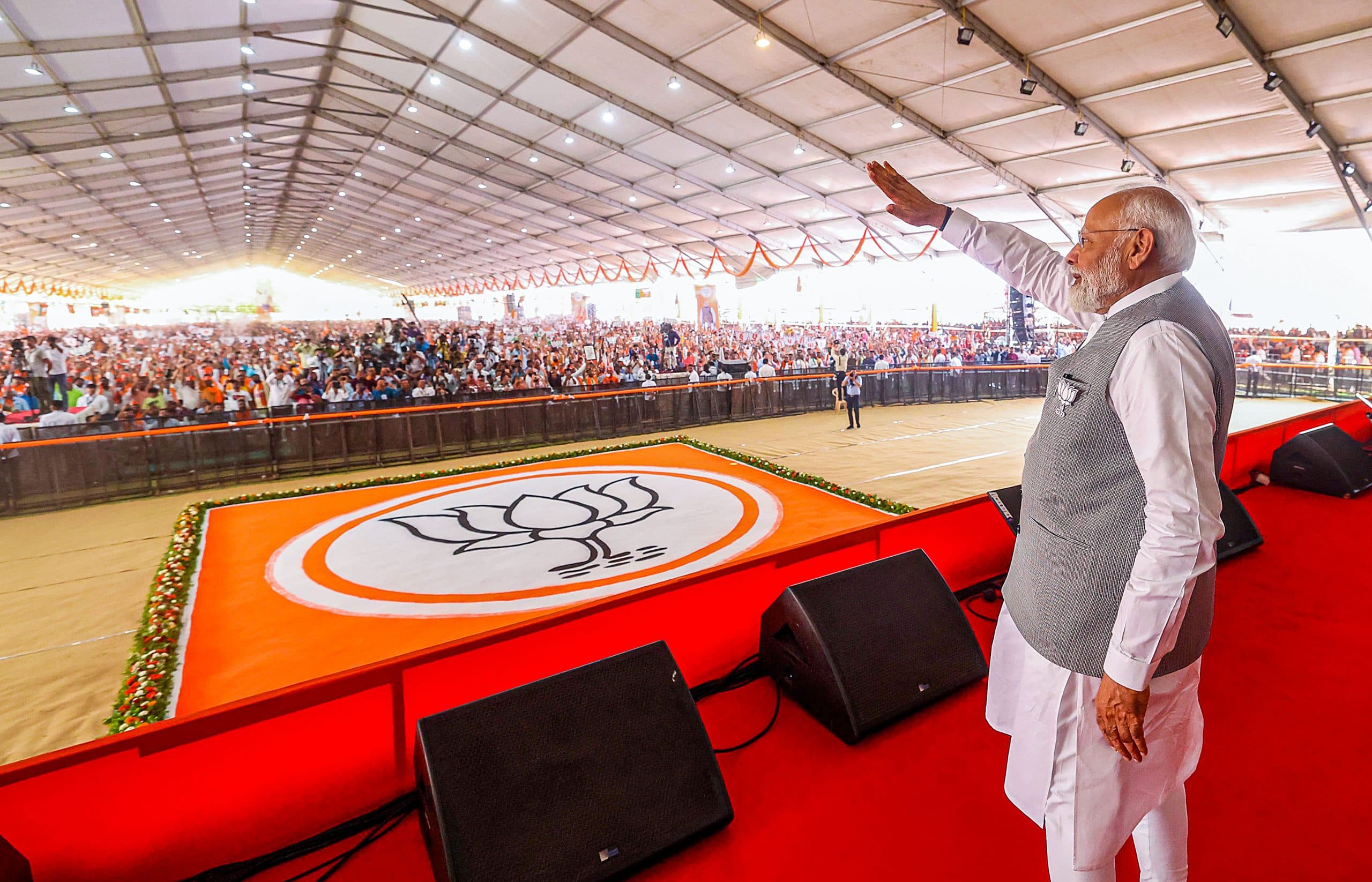 Lok Sabha Election 2024 : मुसलमानों के आरक्षण पर लालू ने दिया बयान, पीएम मोदी ने एमपी से कहा- आखिर ये क्या चाहते हैं