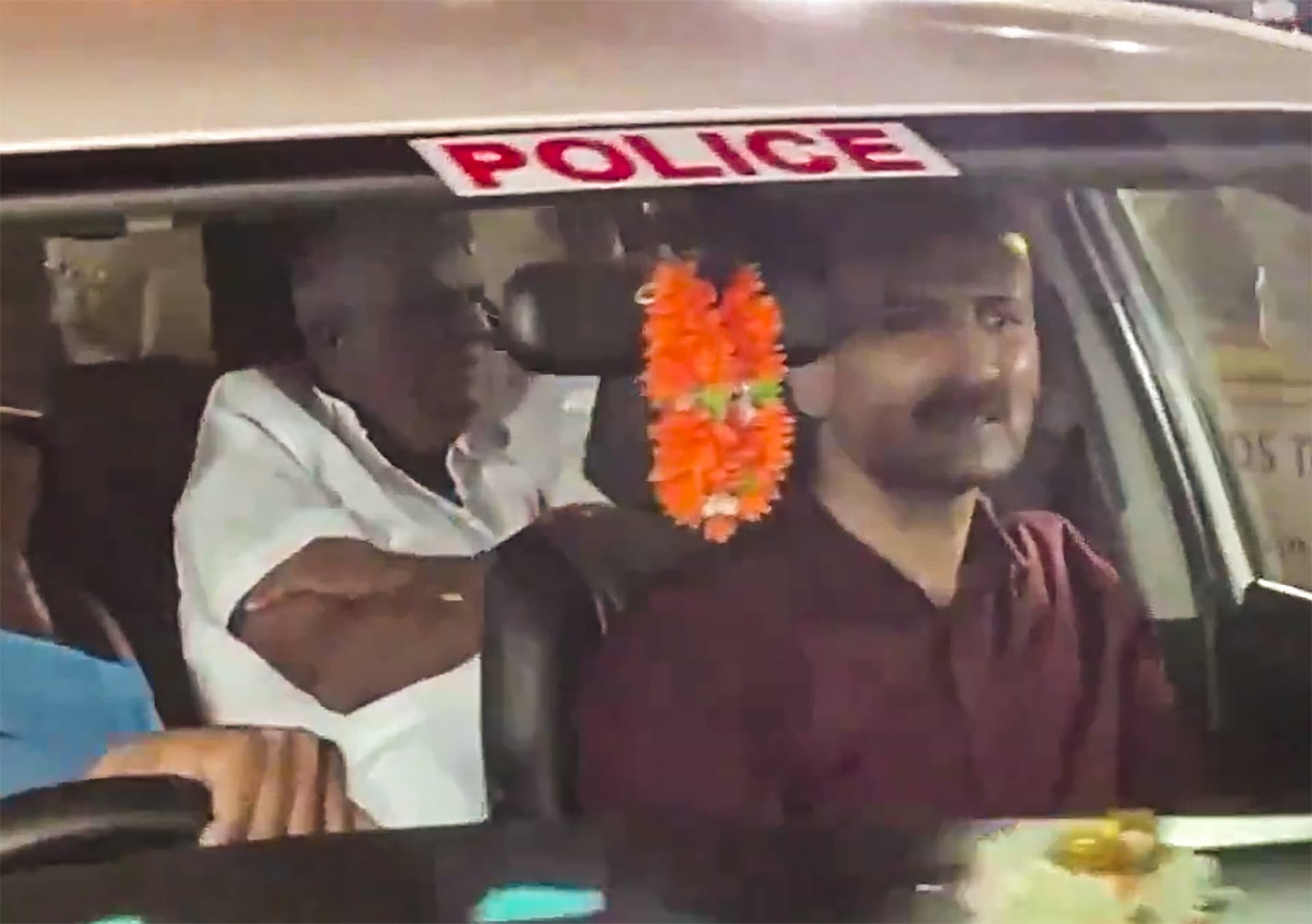 Karnataka: एचडी रेवन्ना को SIT हिरासत, बोले जेडीएस नेता- 'मेरी गिरफ्तारी एक राजनीतिक साजिश'