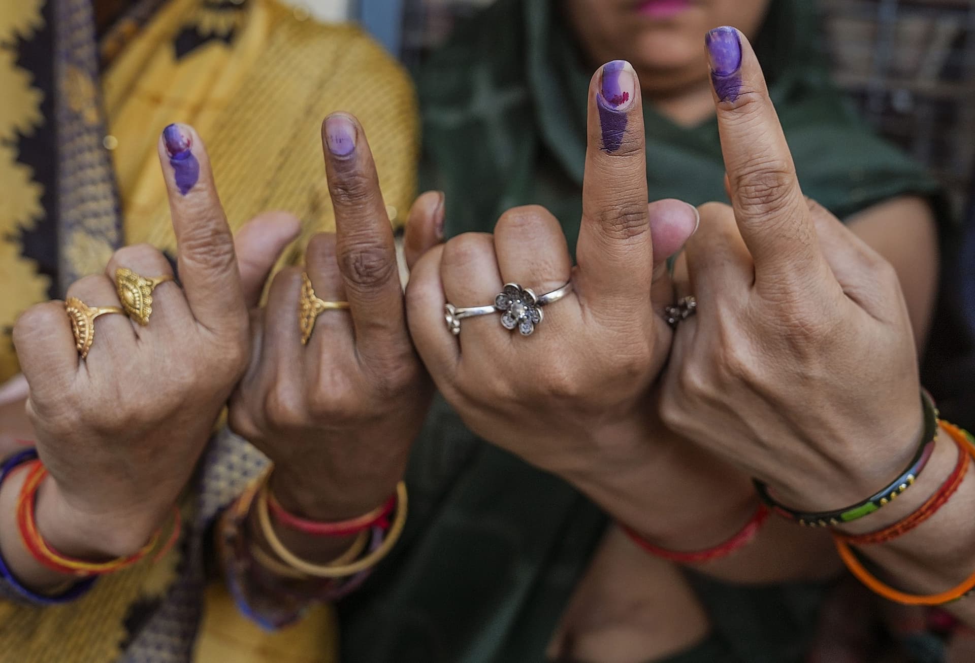 Jammu Kashmir Election: जम्मू-कश्मीर में दूसरे चरण के लिए मतदान शुरू, 26 सीटें के लिए मैदान में 239 उम्मीदवार